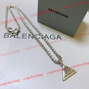 バレンシアガ スーパーコピー ネックレス 新作 人気 偽物 通販 - uighs215202