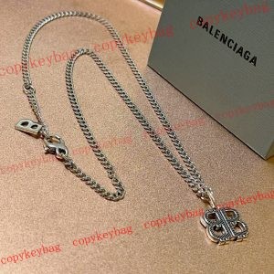 ネックレス ブランドコピー balenciaga 人気 後払い 通販 - uighs215224