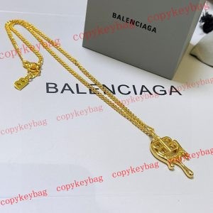 バレンシアガ ブランドコピー ネックレス 人気 n級品 後払い - uighs215225