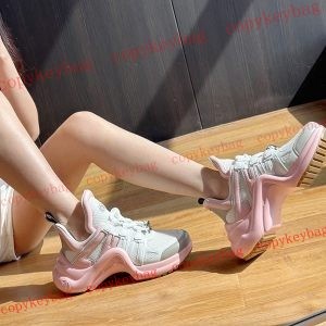 ルイヴィトンスニーカーブランドスーパーコピー - cokis67684